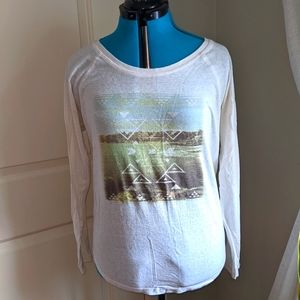 Billabong Long Sleeve Scoop Neck Graphic Tee Size Large
